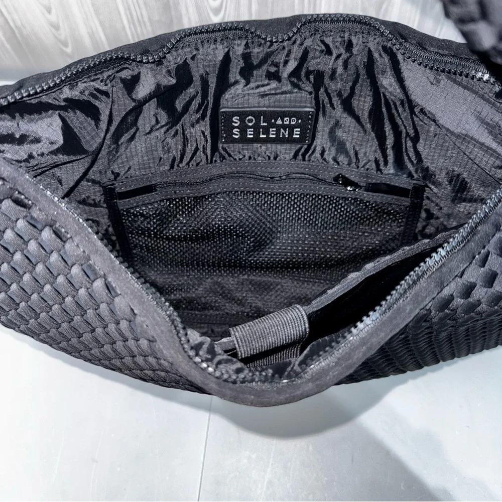 Sol‎ And Selene Dare To Dream Large Hobo Woven Neoprene Black Handbag Purse